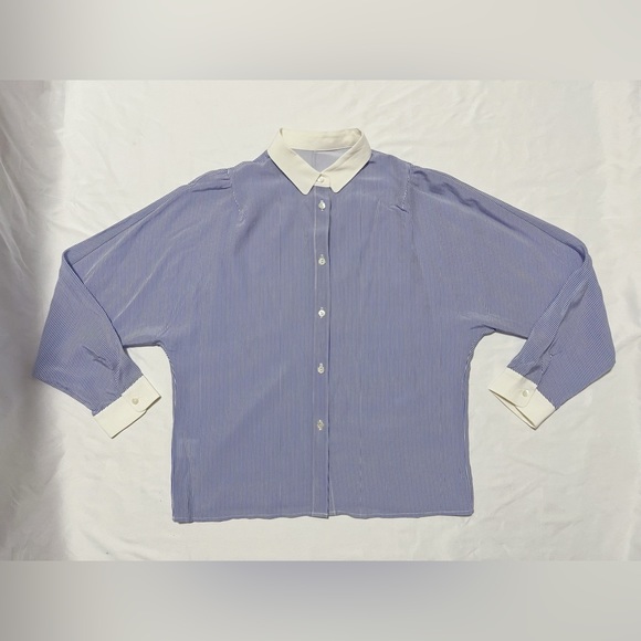 Silk Striped Shirt with Contrasted Collar and Cuffs - Picture 4 of 12